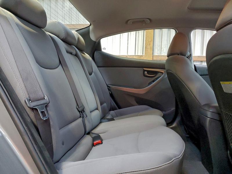 Photo 10 from auction – 2013 HYUNDAI ELANTRA GL with VIN 5NPDH4AEXDH313593
