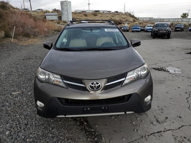 Photo 5 from auction – 2015 TOYOTA RAV4 XLE with VIN JTMRFREVXFD173962