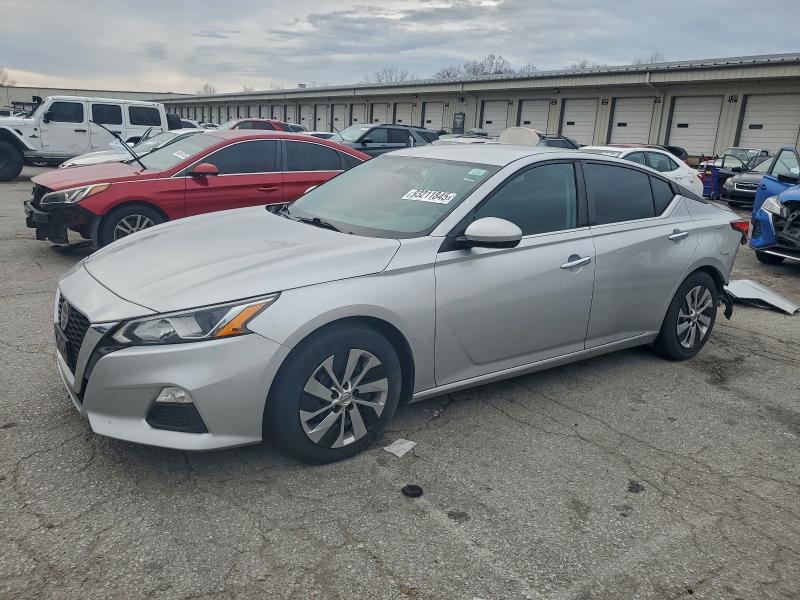 NISSAN ALTIMA 2019 with VIN 1N4BL4BV2KC149517 - Photo from auction