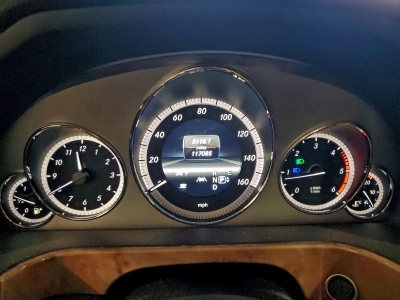 Photo 9 from auction – 2013 MERCEDES-BENZ E 350 BLUE with VIN WDDHF2EB9DA743687