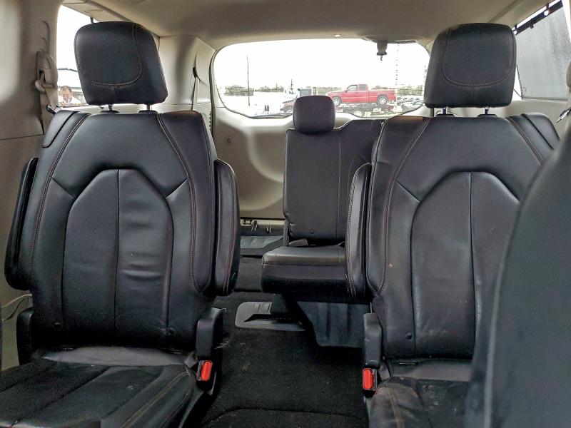Photo 10 from auction – 2020 CHRYSLER PACIFICA T with VIN 2C4RC1BG6LR131894