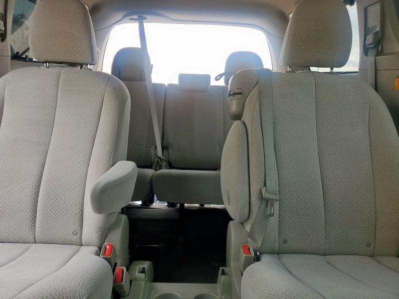 Photo 10 from auction – 2012 TOYOTA SIENNA LE with VIN 5TDKK3DC9CS215807