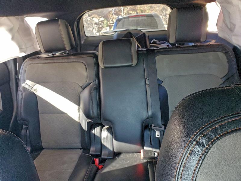 Photo 10 from auction – 2017 FORD EXPLORER X with VIN 1FM5K7D87HGE19356