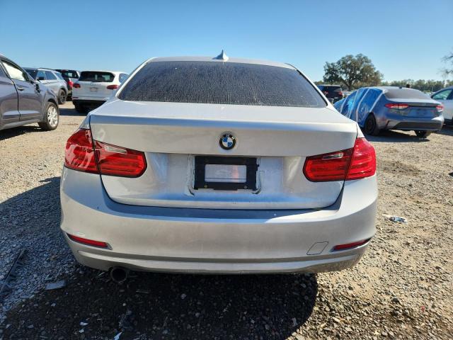 صورة رقم 6 من المزاد - 2014 BMW 320 I مع VIN WBA3B1C5XEK134754