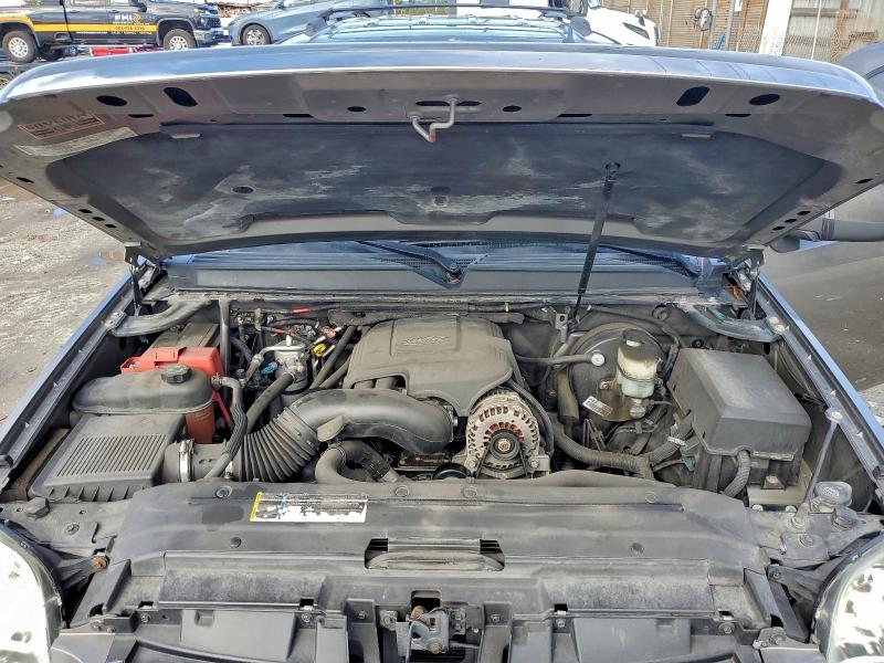 Photo 12 from auction – 2007 GMC YUKON with VIN 1GKFC13J27J120435