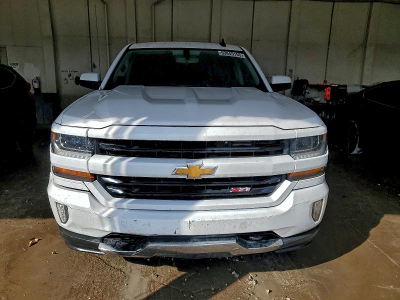 Photo 5 from auction – 2018 CHEVROLET SILVERADO with VIN 3GCUKREC2JG291858