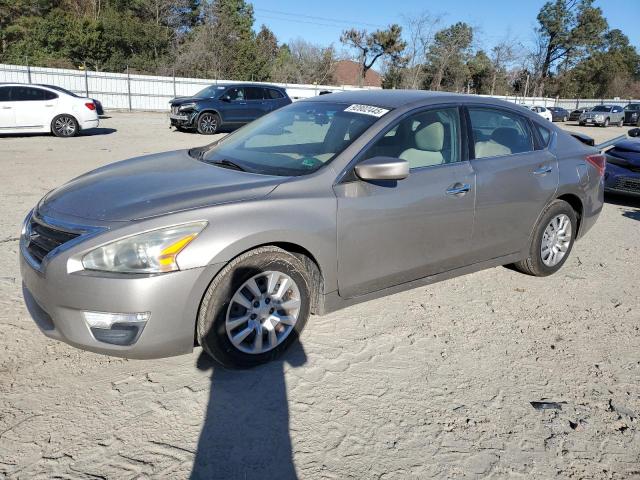 NISSAN ALTIMA 2.5 2013 with VIN 1N4AL3AP5DC172656 - Photo from auction