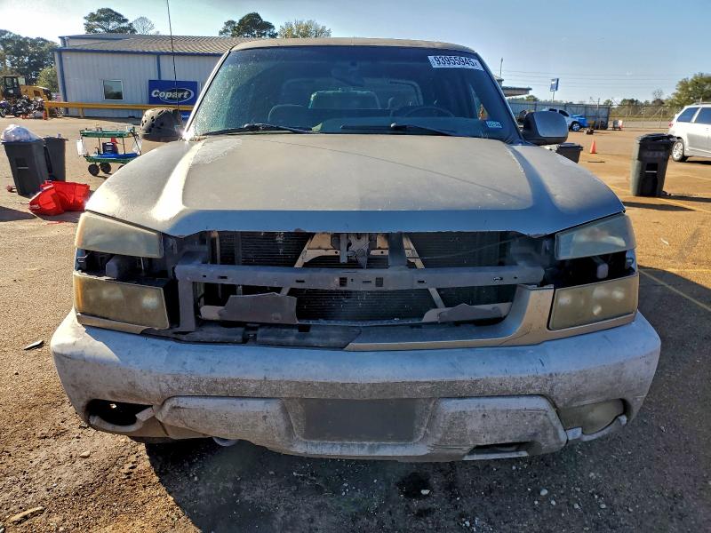 Photo 5 from auction – 2002 CHEVROLET AVALANCHE with VIN 3GNEC13T92G105649