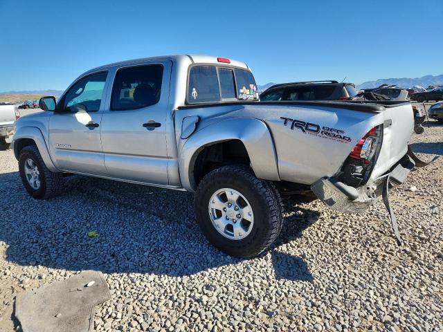 Photo 2 from auction – 2013 TOYOTA TACOMA DOU with VIN 3TMLU4EN3DM128443