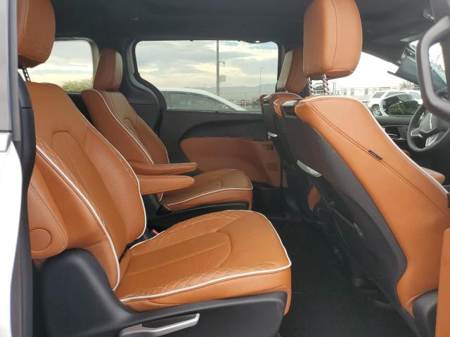 Photo 11 from auction – 2024 CHRYSLER PACIFICA H with VIN 2C4RC1N75RR174692