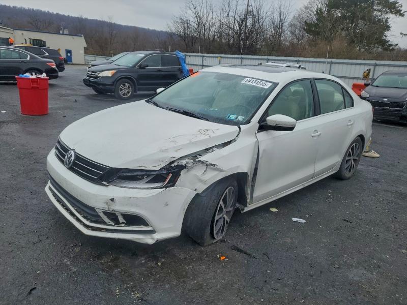 VOLKSWAGEN JETTA SE 2017 with VIN 3VWDB7AJ6HM313202 - Photo from auction