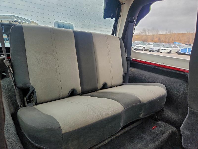 Photo 10 from auction – 2004 JEEP WRANGLER X with VIN 1J4FA39S44P797163