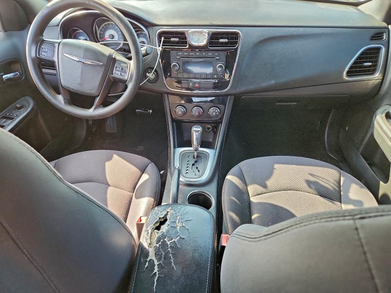 Photo 8 from auction – 2014 CHRYSLER 200 LX with VIN 1C3CCBAB1EN207303