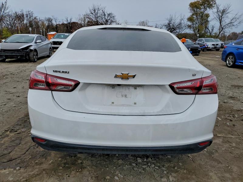 Photo 6 from auction – 2021 CHEVROLET MALIBU with VIN 1G1ZD5ST9MF028178