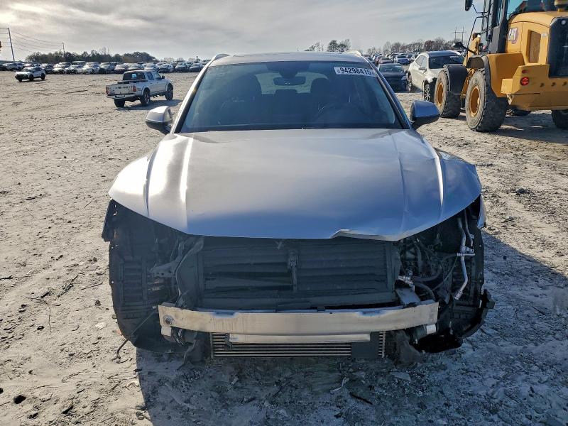 Photo 5 from auction – 2018 AUDI Q5 PREMIUM with VIN WA1BNAFY4J2245879