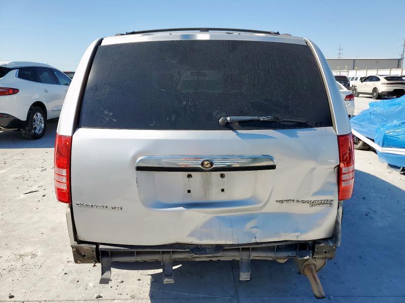 Photo 6 from auction – 2010 CHRYSLER TOWN & COU with VIN 2A4RR5D13AR249469