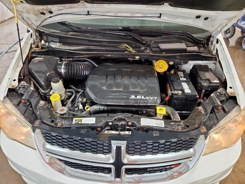 Photo 12 from auction – 2014 DODGE GRAND CARA with VIN 2C4RDGCG7ER127757
