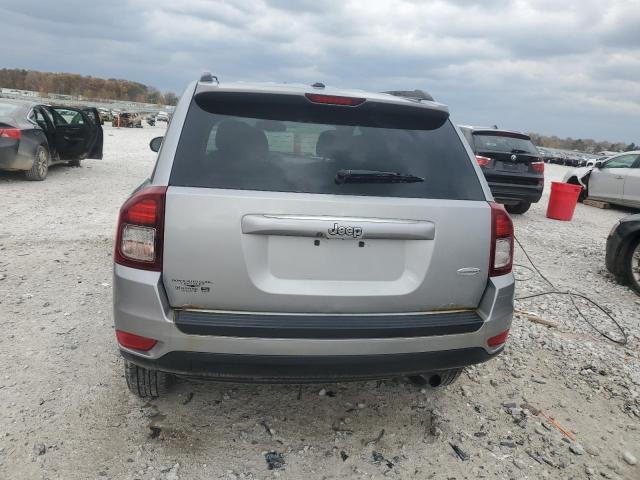 Photo 6 from auction – 2017 JEEP COMPASS LA with VIN 1C4NJCEB2HD206570