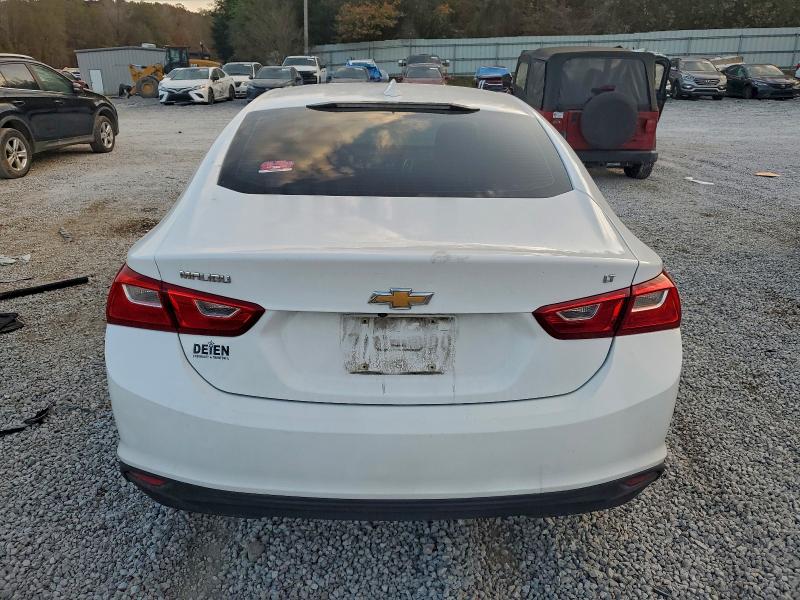 Photo 6 from auction – 2018 CHEVROLET MALIBU LT with VIN 1G1ZD5ST3JF208638