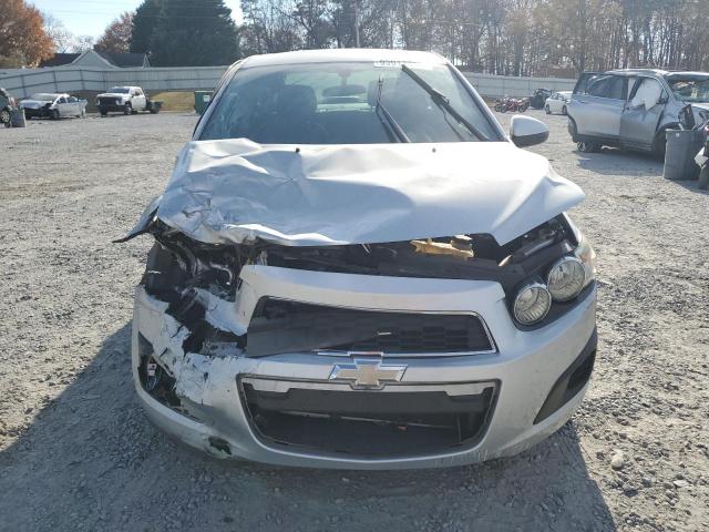 Photo 5 from auction – 2015 CHEVROLET SONIC with VIN 1G1JC5SH6F4220491