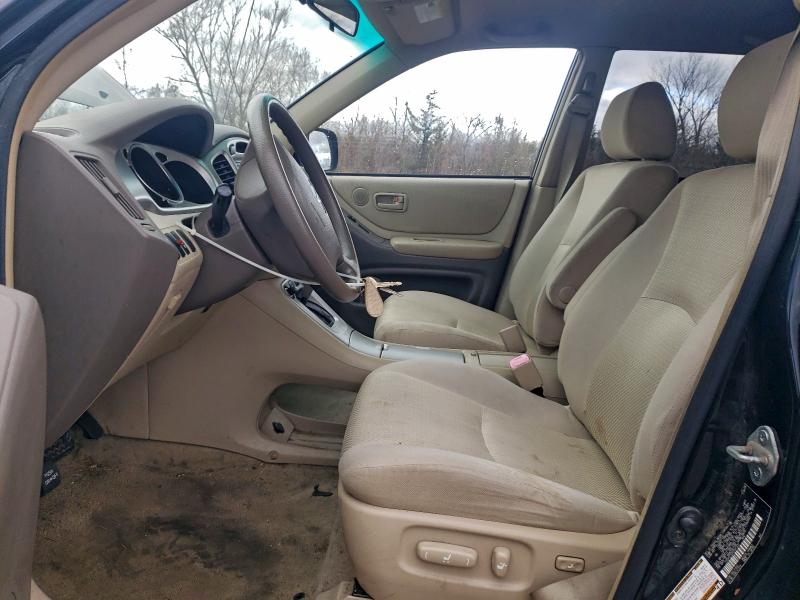Photo 7 from auction – 2004 TOYOTA HIGHLANDER with VIN JTEDP21A840041302