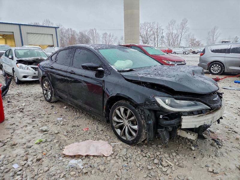 Photo 4 from auction – 2015 CHRYSLER 200 S with VIN 1C3CCCBB3FN754188