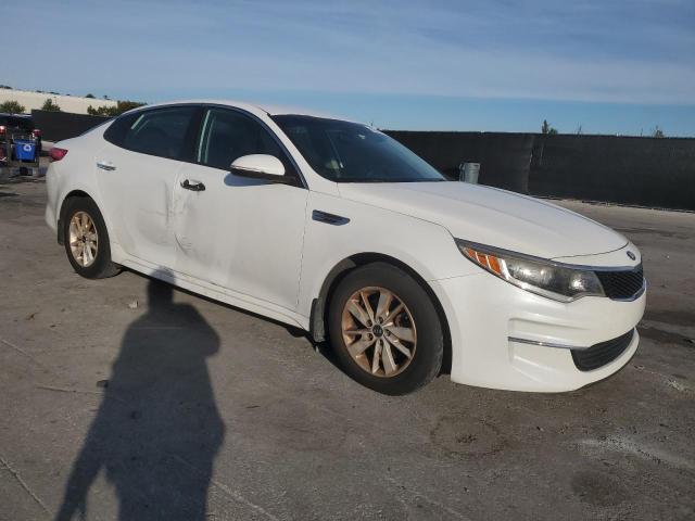 Photo 4 from auction – 2018 KIA OPTIMA LX with VIN 5XXGT4L38JG195381