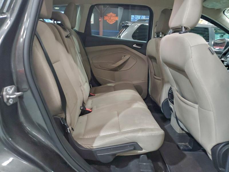 Photo 11 from auction – 2019 FORD ESCAPE SE with VIN 1FMCU9GD1KUC35495