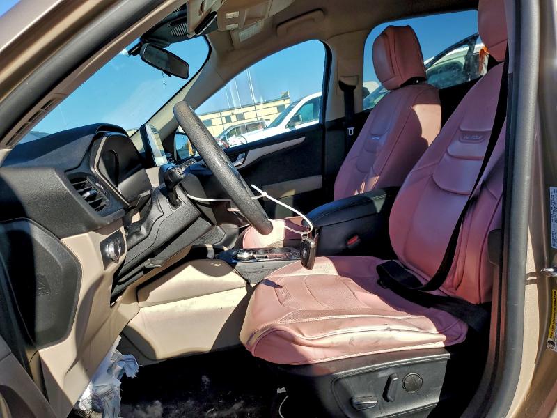 Photo 7 from auction – 2020 FORD ESCAPE SE with VIN 1FMCU0G66LUB01984