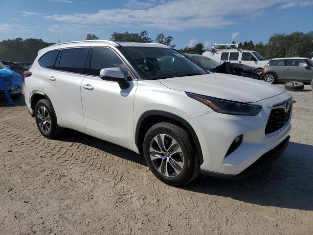Photo 4 from auction – 2021 TOYOTA HIGHLANDER with VIN 5TDGZRAH4MS533680