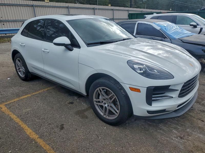 Photo 4 from auction – 2019 PORSCHE MACAN with VIN WP1AA2A59KLB06762