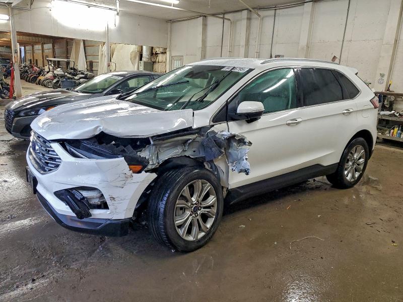 FORD EDGE TITAN 2022 with VIN 2FMPK4K93NBA85025 - Photo from auction