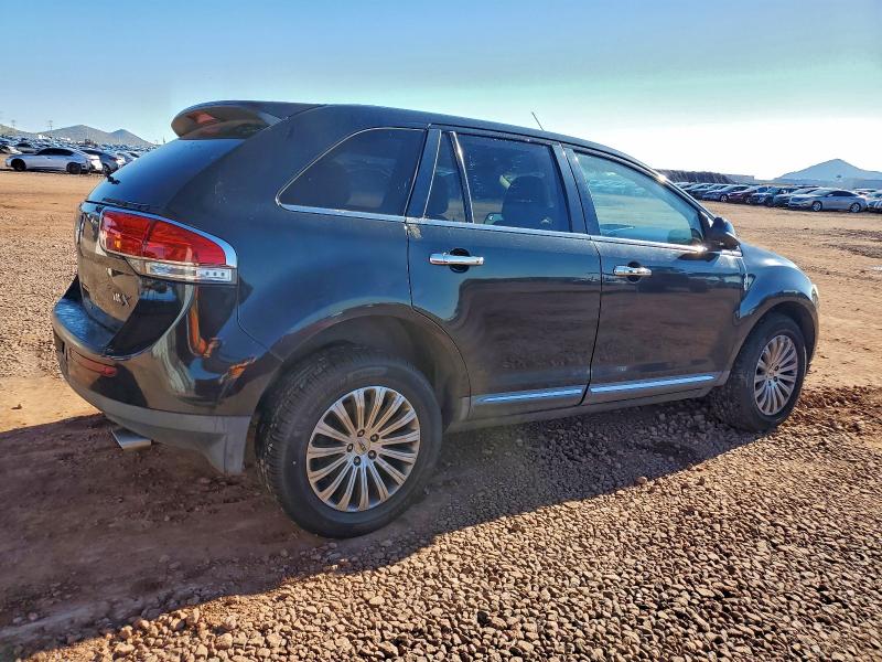Photo 3 from auction – 2013 LINCOLN MKX with VIN 2LMDJ6JK8DBL25632