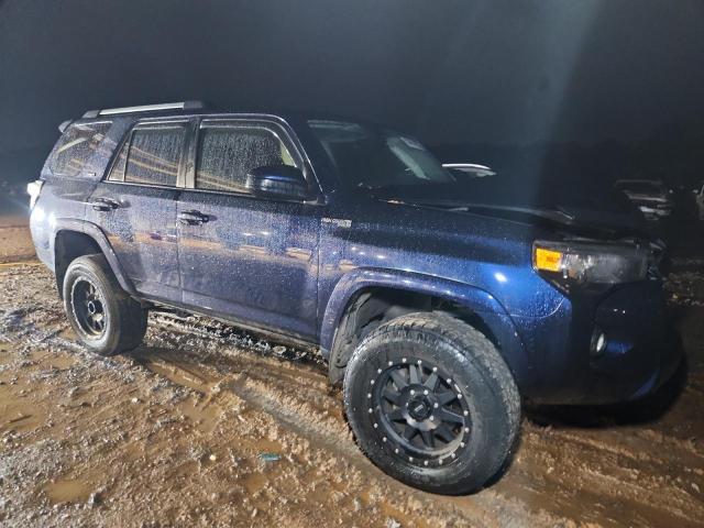 Photo 4 from auction – 2019 TOYOTA 4RUNNER SR with VIN JTEZU5JR2K5198250