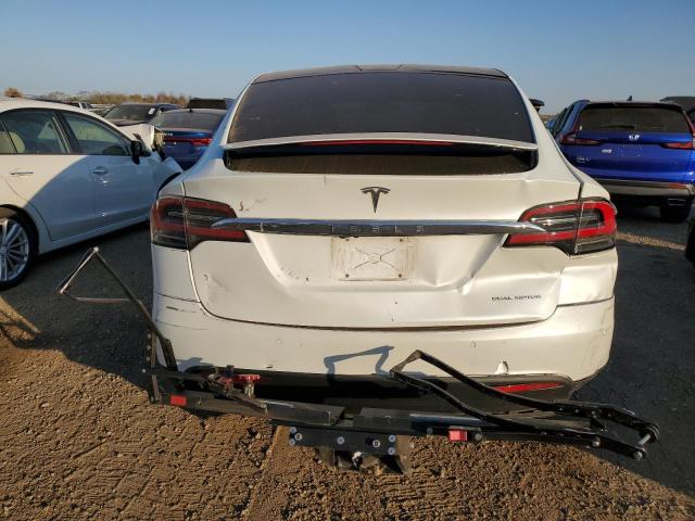Photo 6 from auction – 2020 TESLA MODEL X with VIN 5YJXCDE26LF231711