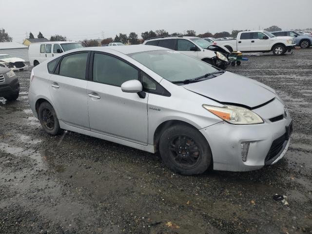 Photo 4 from auction – 2013 TOYOTA PRIUS with VIN JTDKN3DU7D5595298