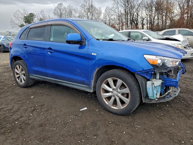 Photo 4 from auction – 2015 MITSUBISHI OUTLANDER with VIN 4A4AR3AU6FE040715