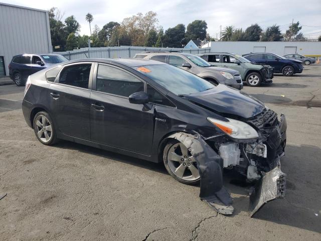 Photo 4 from auction – 2013 TOYOTA PRIUS with VIN JTDKN3DU5D5589404