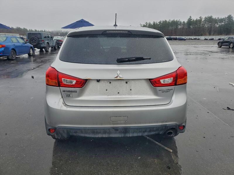Photo 6 from auction – 2014 MITSUBISHI OUTLANDER with VIN 4A4AR4AU9EE001878