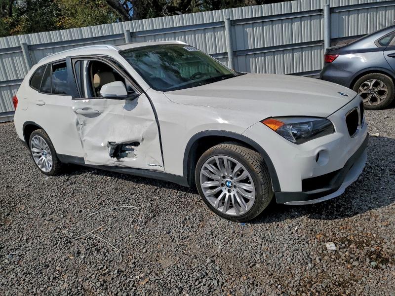Photo 4 from auction – 2015 BMW X1 SDRIVE2 with VIN WBAVM1C51FV316734