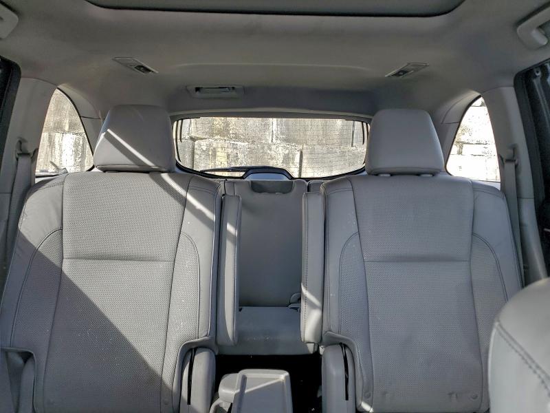 Photo 10 from auction – 2015 TOYOTA HIGHLANDER with VIN 5TDDKRFH2FS083076