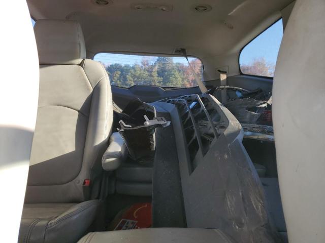 Photo 10 from auction – 2011 CHEVROLET TRAVERSE L with VIN 1GNKRJED1BJ157430