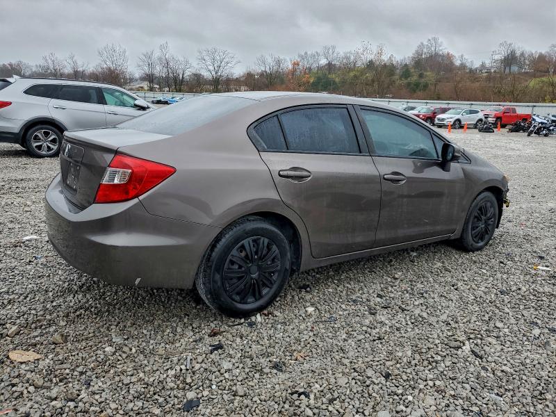 Photo 3 from auction – 2012 HONDA CIVIC LX with VIN 19XFB2F58CE317586