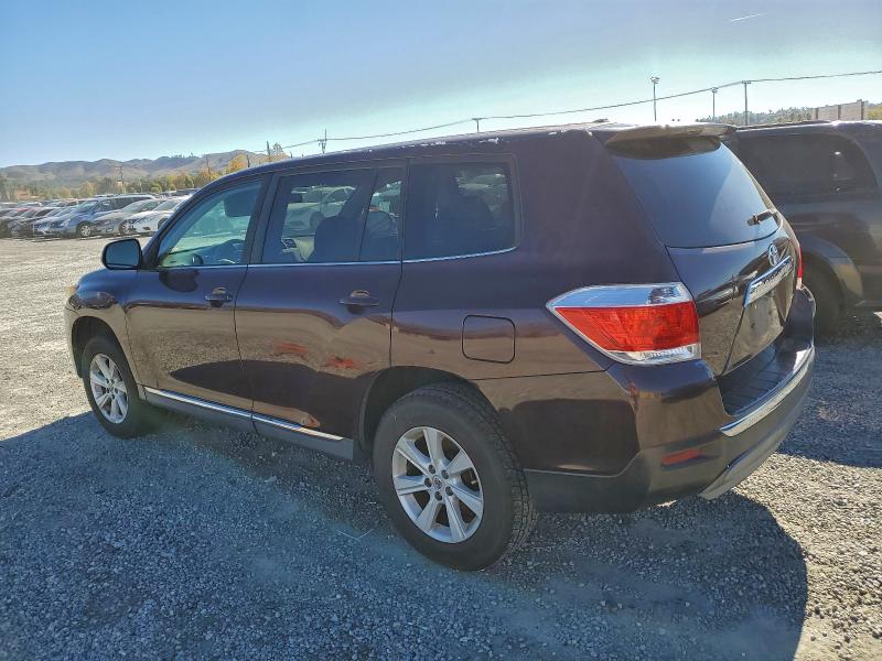 Photo 2 from auction – 2012 TOYOTA HIGHLANDER with VIN 5TDZA3EH3CS026713