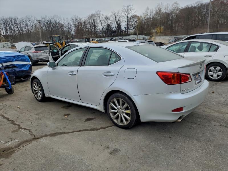 Photo 2 from auction – 2009 LEXUS IS 250 with VIN JTHCK262792028857