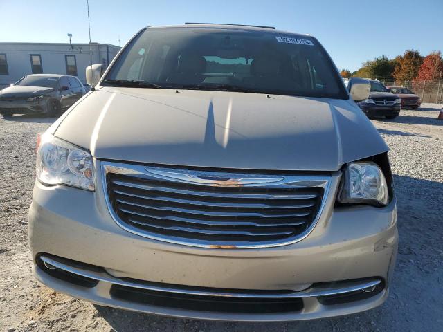 Photo 5 from auction – 2013 CHRYSLER TOWN & COU with VIN 2C4RC1BG8DR774569