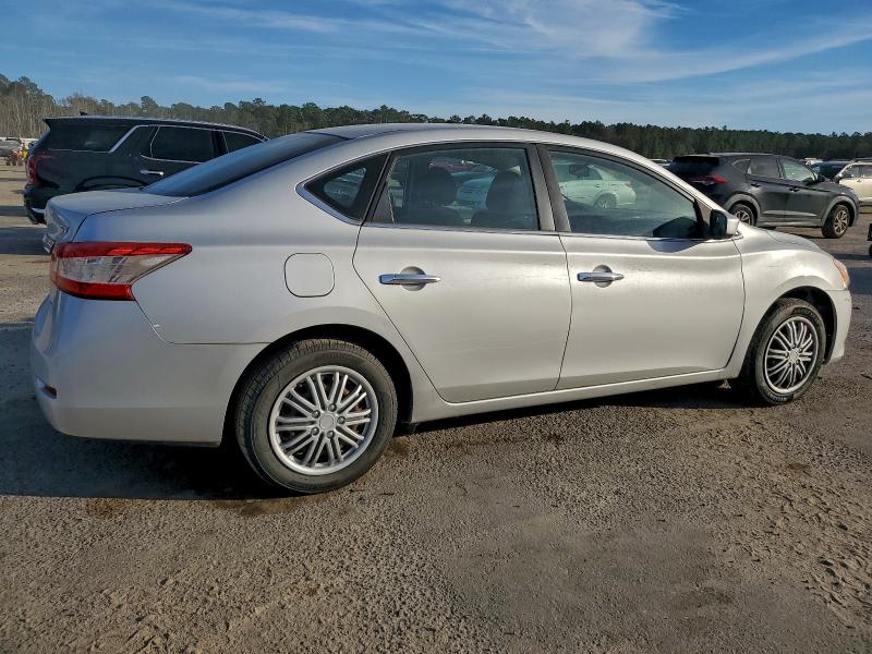 Photo 3 from auction – 2014 NISSAN SENTRA with VIN 3N1AB7AP8EL672694