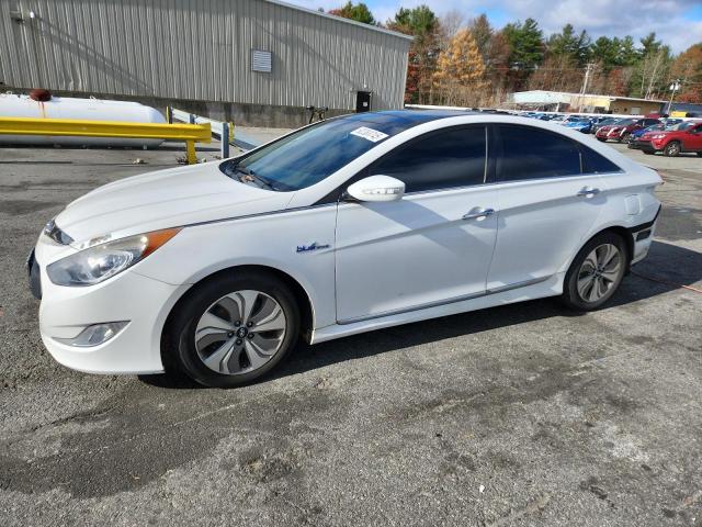 HYUNDAI SONATA HYB 2015 with VIN KMHEC4A49FA132341 - Photo from auction