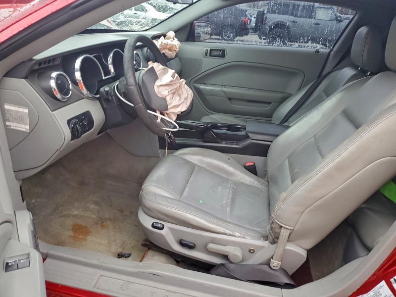 Photo 7 from auction – 2005 FORD MUSTANG with VIN 1ZVFT80N155216040
