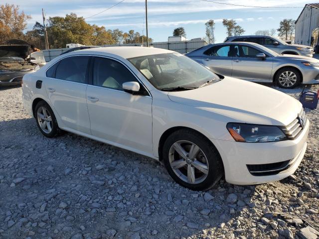 Photo 4 from auction – 2015 VOLKSWAGEN PASSAT SE with VIN 1VWBS7A37FC011246